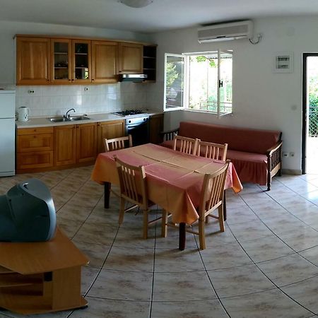 Apartmani Sandro Ivan Dolac Exterior foto