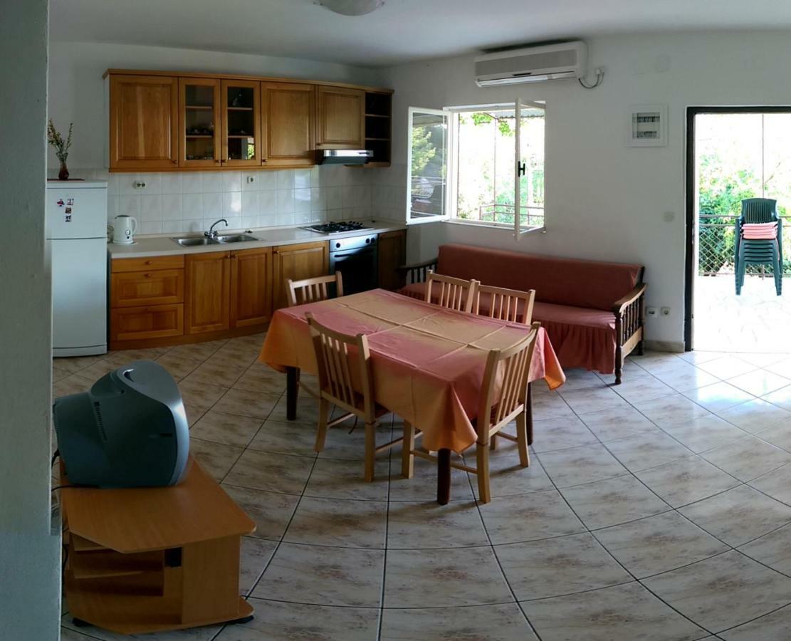 Apartmani Sandro Ivan Dolac Exterior foto